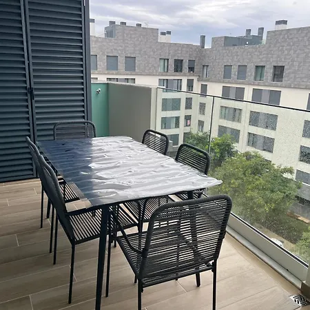 Apartment T1 *